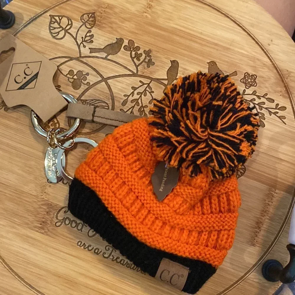 NWOT Beanie Keyring - Picture 2 of 8